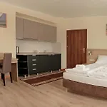 Bursztynowe Buki 3*