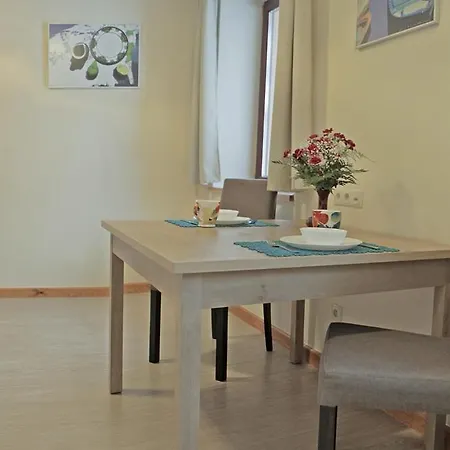 Bursztynowe Buki Oda ve Kahvaltı