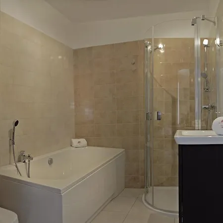 לינה וארוחת בוקר Bursztynowe Buki