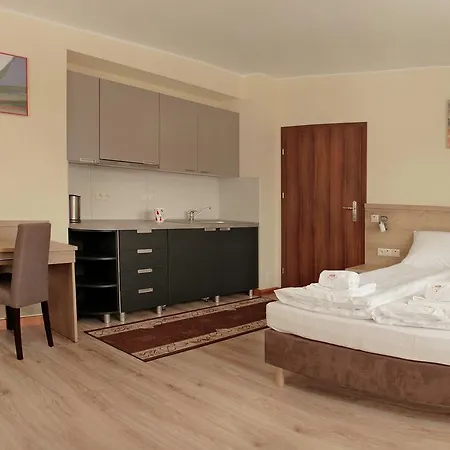 Bursztynowe Buki 3*