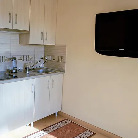 לינה וארוחת בוקר Bursztynowe Buki 3*