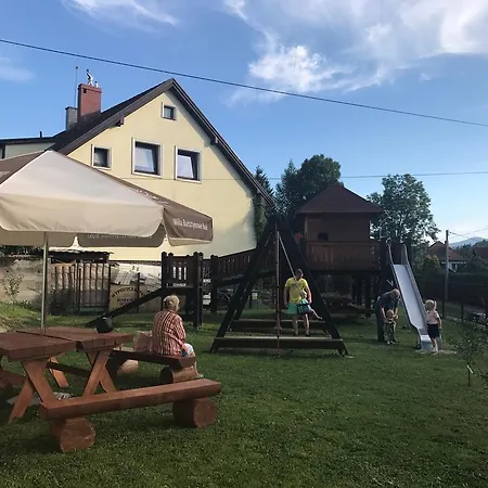 Bursztynowe Buki Oda ve Kahvaltı