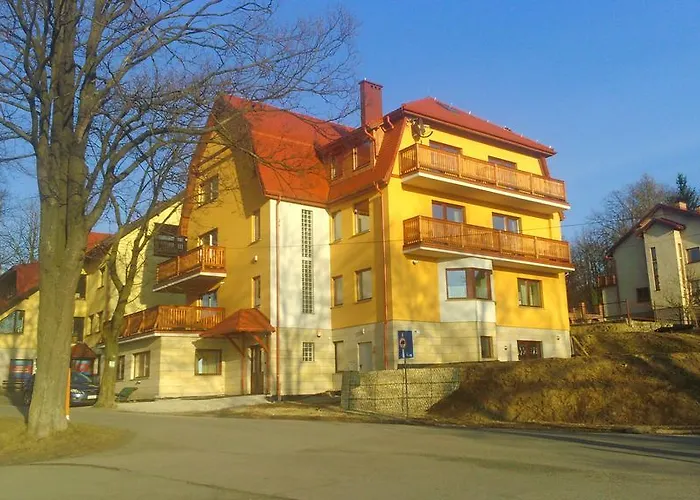 Oda ve Kahvaltı Bursztynowe Buki