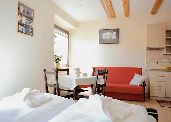Bed & Breakfast Bursztynowe Buki 3*