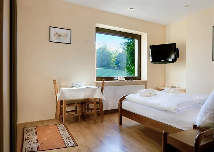 Bed & Breakfast Bursztynowe Buki Lądek-Zdrój